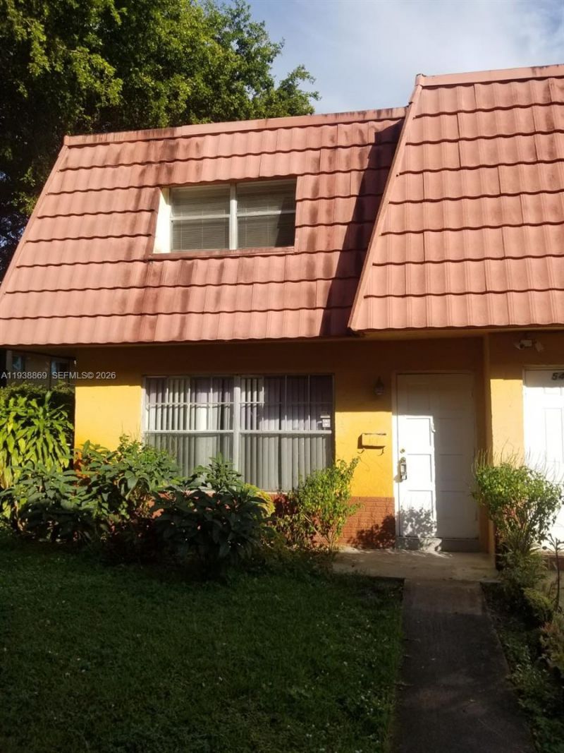 5407 NW 27th St, Unit D2, Lauderhill, FL 33313 Photo