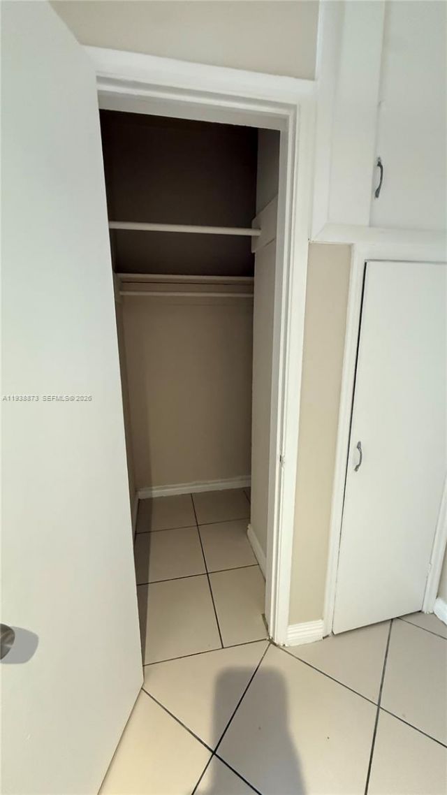 330 74th St , Unit 16, Miami Beach, FL 33141 Photo