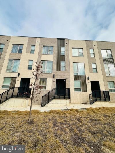 3005 Schirra Lane, Philadelphia, PA 19125 Main Photo