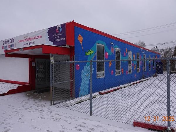 15075 Meyers Road, Detroit, MI 48227