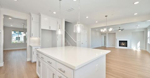 1349 Bear Creek Dr, Rocklin, CA 95765 Photo
