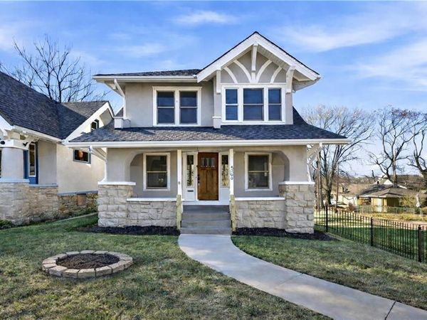 4200 Montgall Avenue, Kansas City, MO 64130