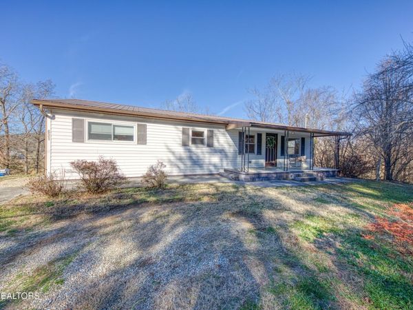 631 Burnett Station Rd, Seymour, TN 37865