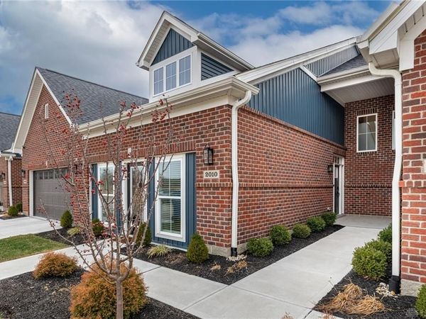 2010 Cedar Lake Drive, Dayton, OH 45424