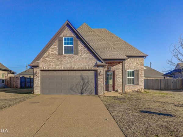 2262 Metcalf Way, Southaven, MS 38672