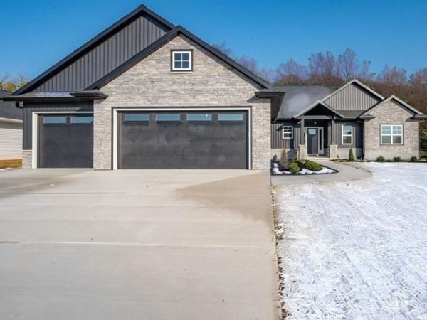 3578 W HANK AVENUE, De Pere, WI 54115