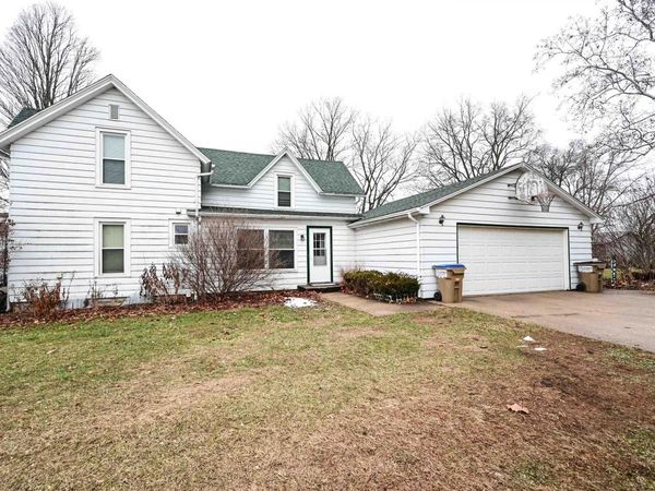 416 Prospect Street, Manchester, IA 52057