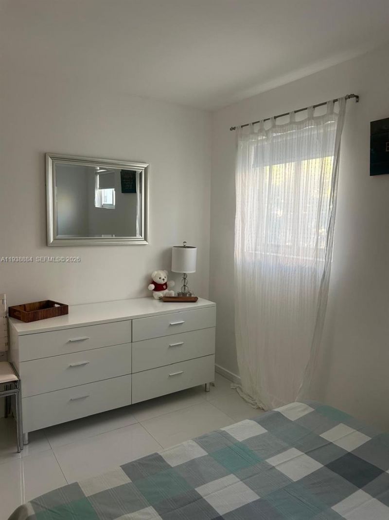 801 15th St, Unit 202, Miami Beach, FL 33139 Photo