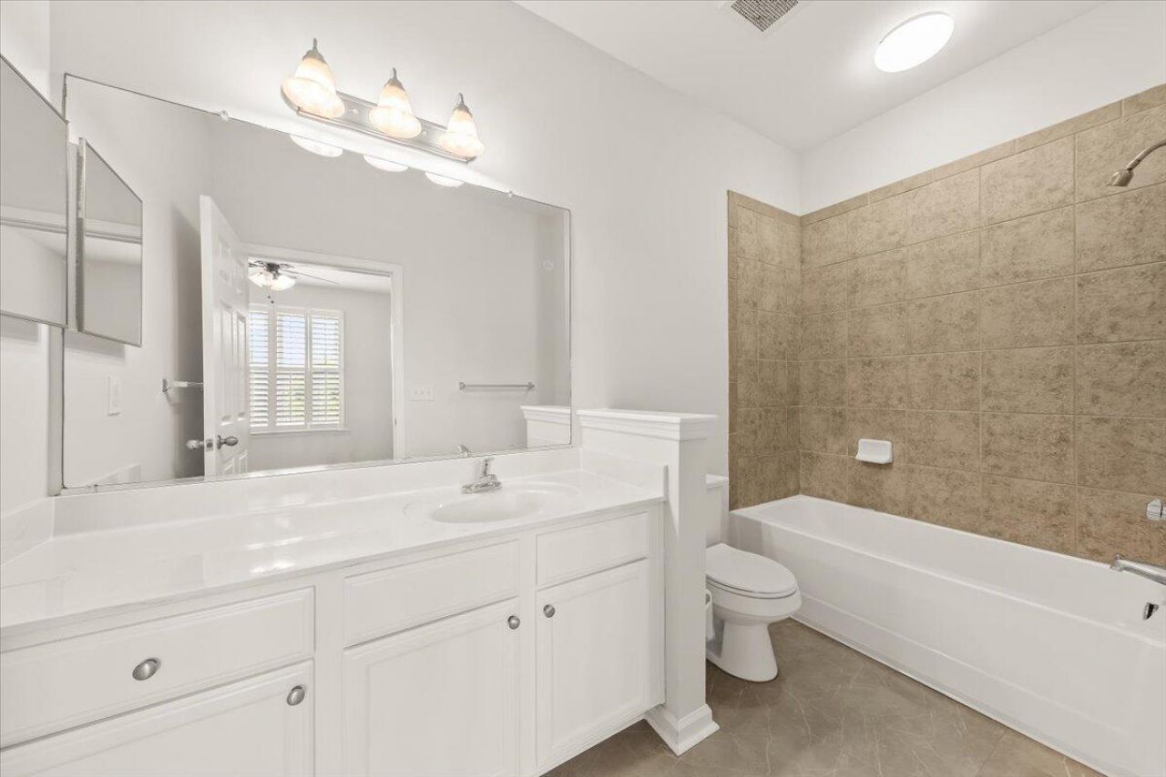 1225 Blakeway Street Photo 20