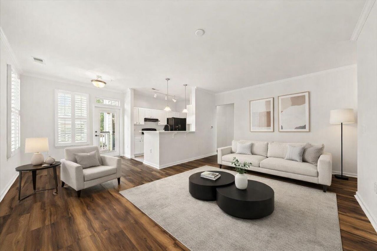 1225 Blakeway Street Photo 6