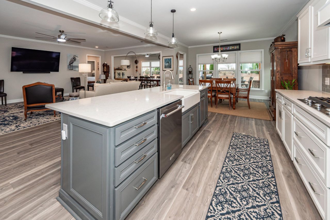 484 Hidden Meadow Lane Photo 16