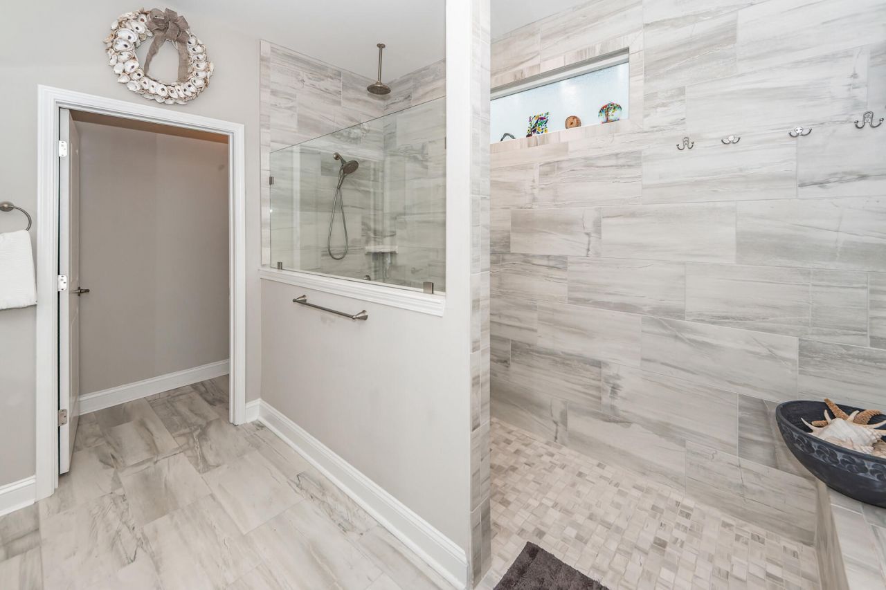 484 Hidden Meadow Lane Photo 27