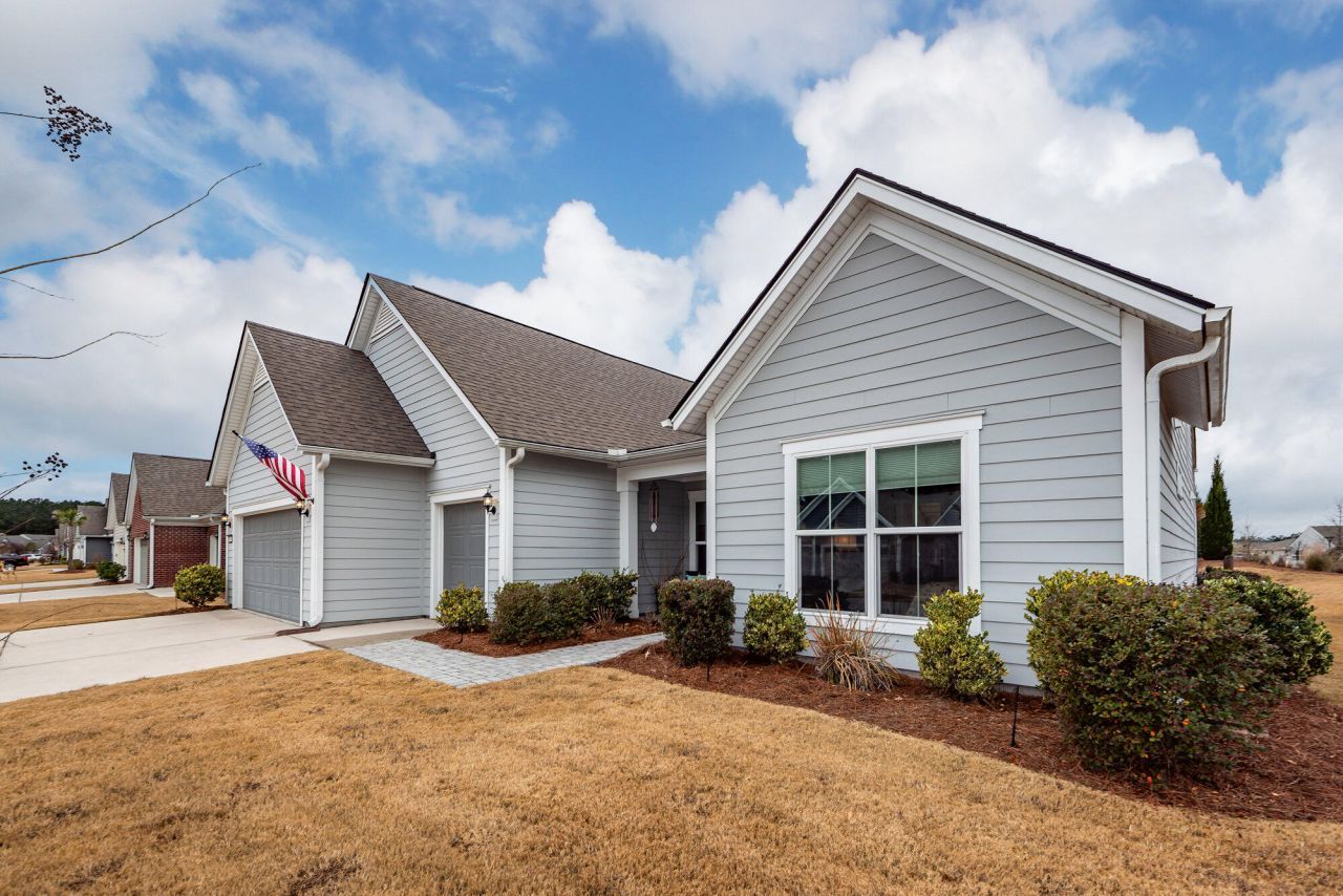 484 Hidden Meadow Lane Photo 3