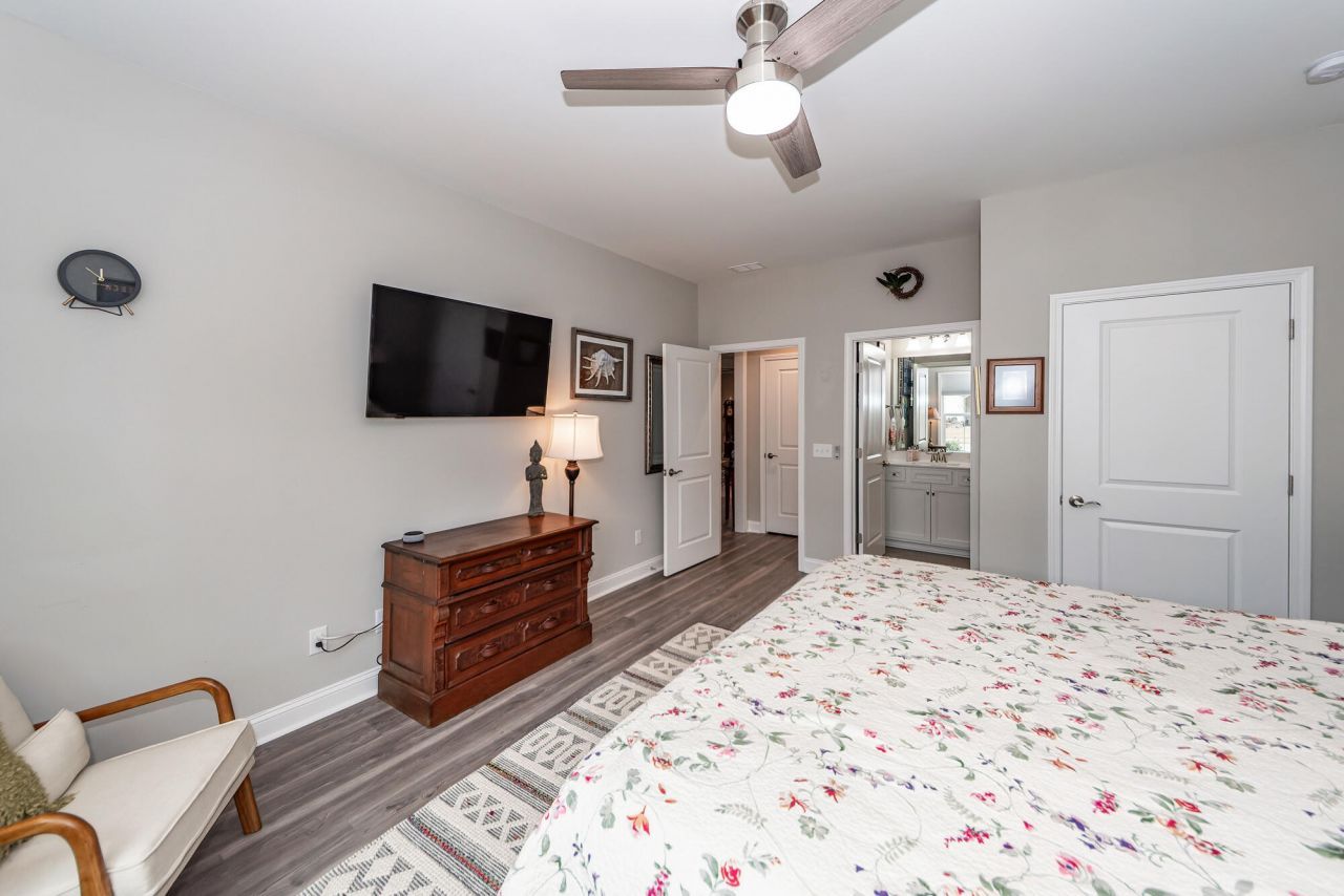 484 Hidden Meadow Lane Photo 31