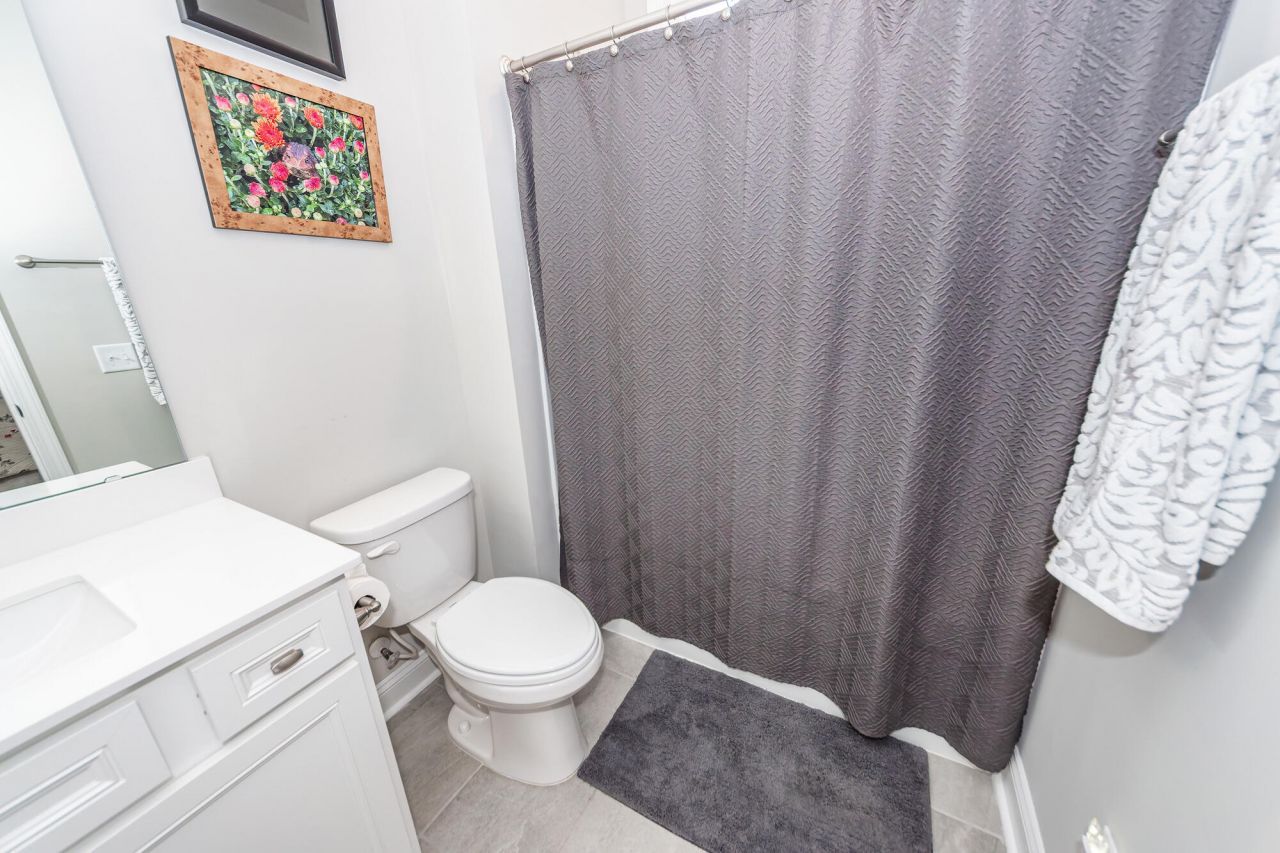 484 Hidden Meadow Lane Photo 33