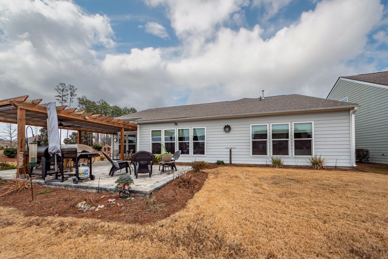 484 Hidden Meadow Lane Photo 44