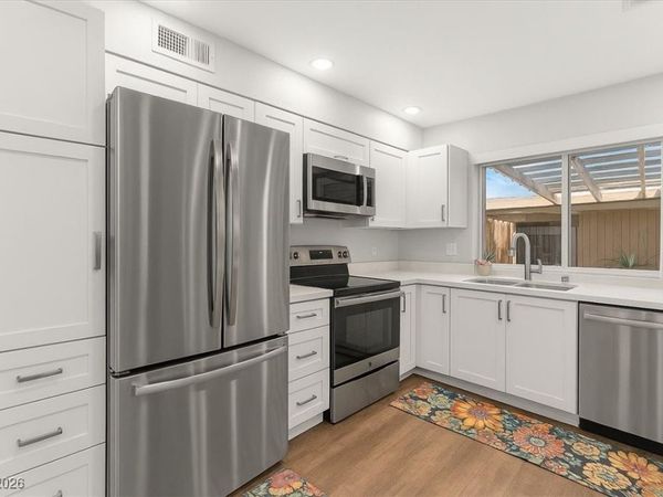 3363 Zephyr Court, Las Vegas, NV 89121