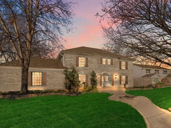 1841 Lambert Lane, Munster, IN 46321