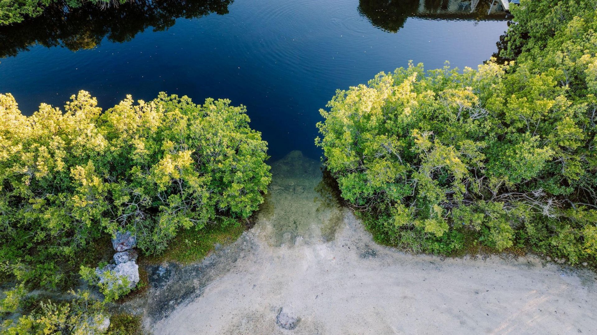 104 Ocean Shores Drive, Key Largo, FL 33037 Photo