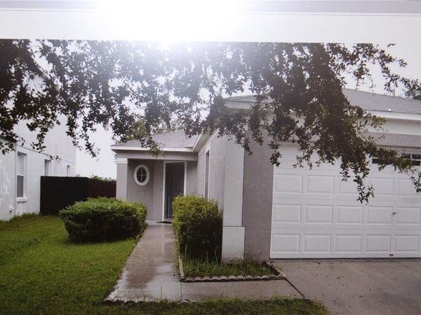 10437 BLACKMORE DRIVE, TAMPA, FL 33647