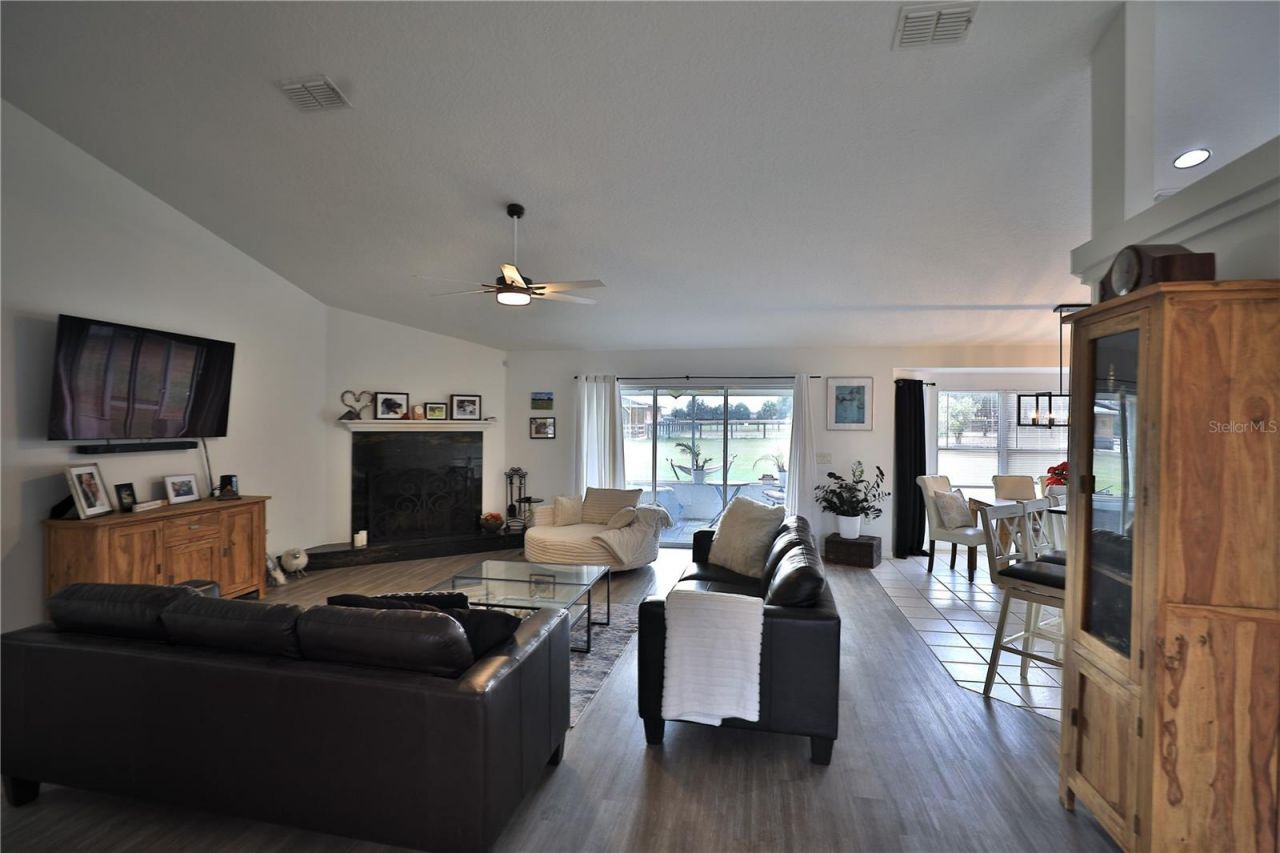 20462 SW 36th Street, Dunnellon, FL 34431 Photo