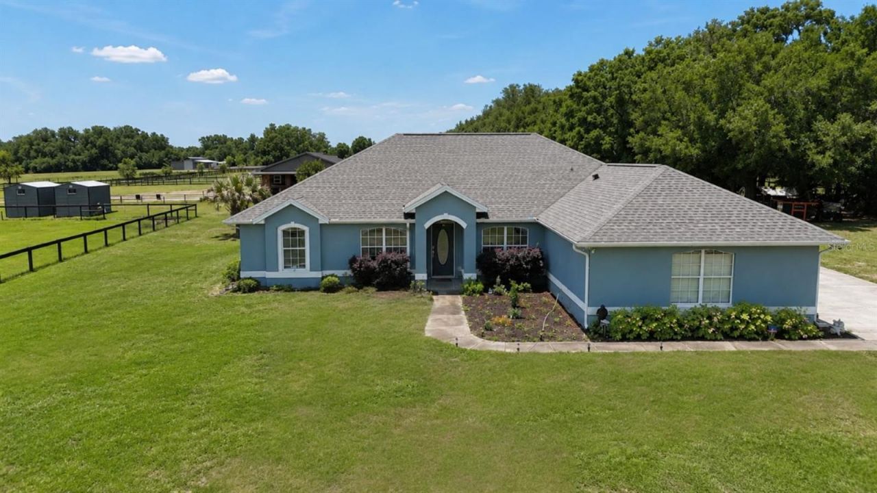 20462 SW 36th Street, Dunnellon, FL 34431 Photo