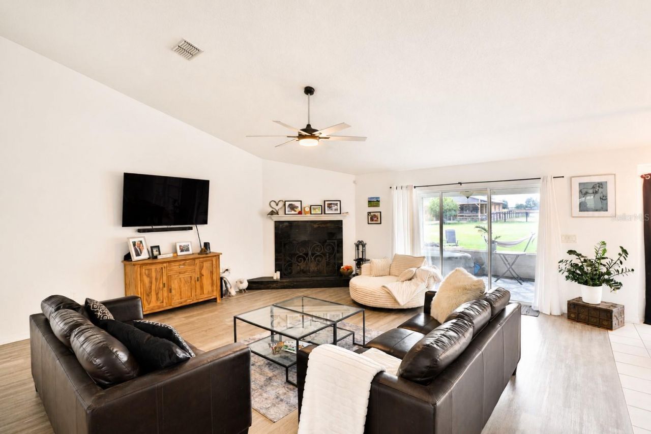 20462 SW 36th Street, Dunnellon, FL 34431 Photo