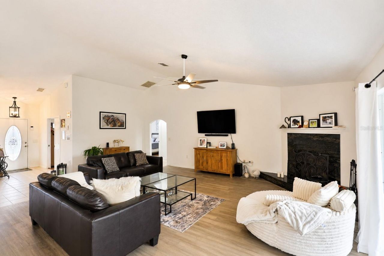 20462 SW 36th Street, Dunnellon, FL 34431 Photo