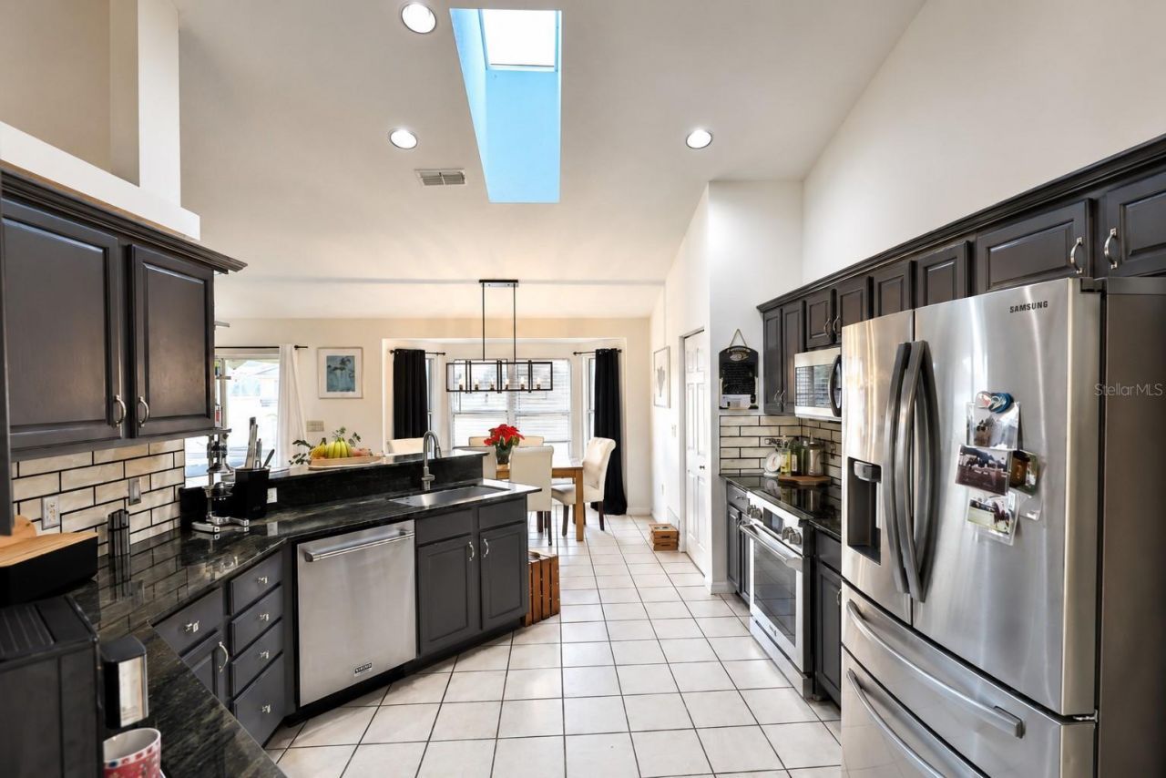 20462 SW 36th Street, Dunnellon, FL 34431 Photo