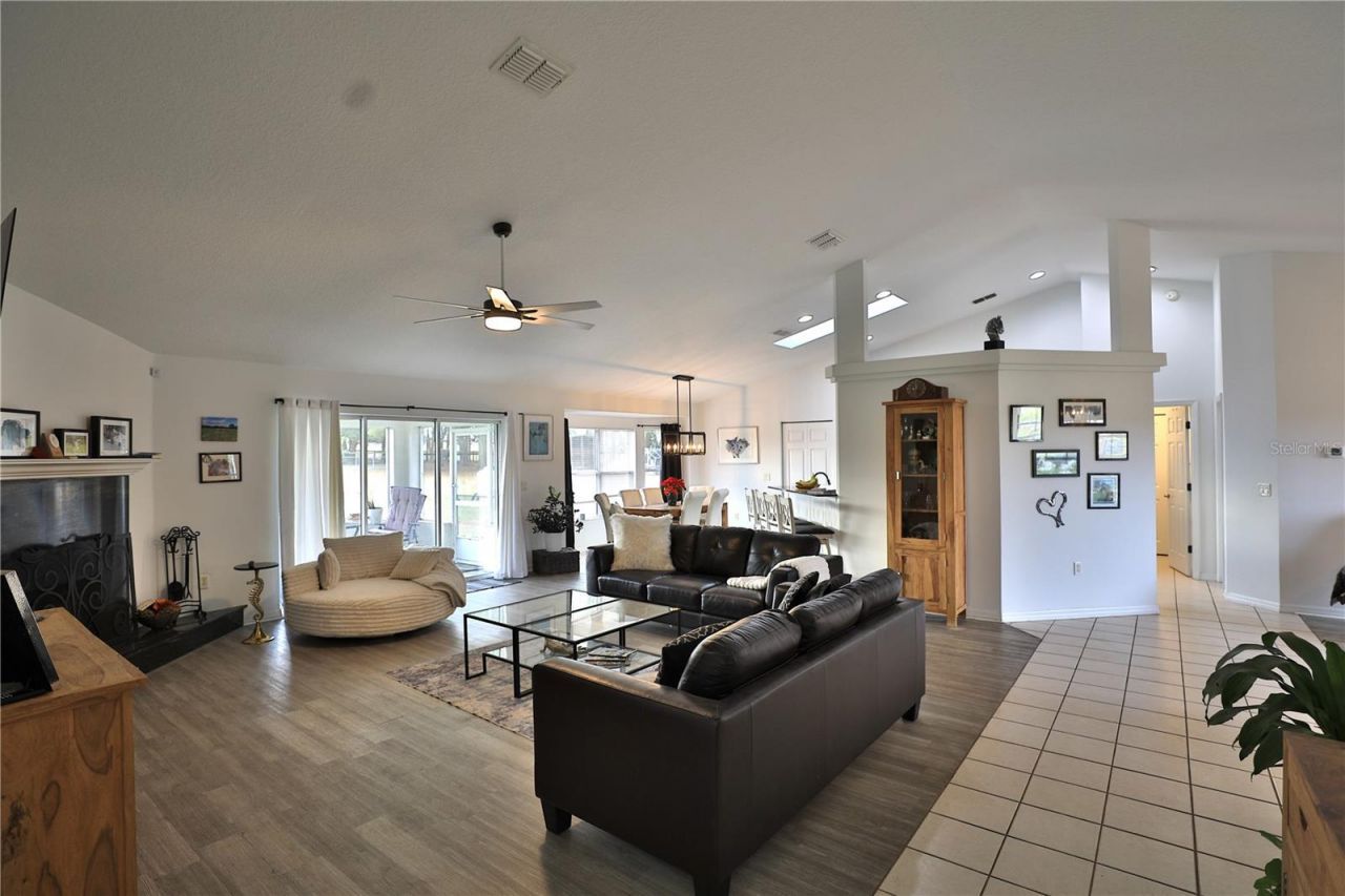 20462 SW 36th Street, Dunnellon, FL 34431 Photo