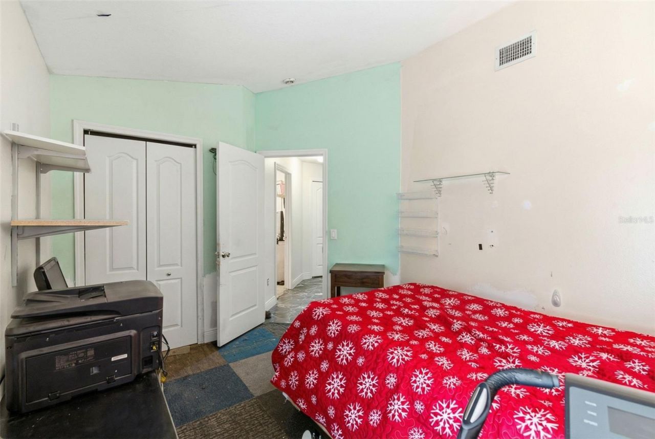 10417 Blackmore Drive, Tampa, FL 33647 Photo