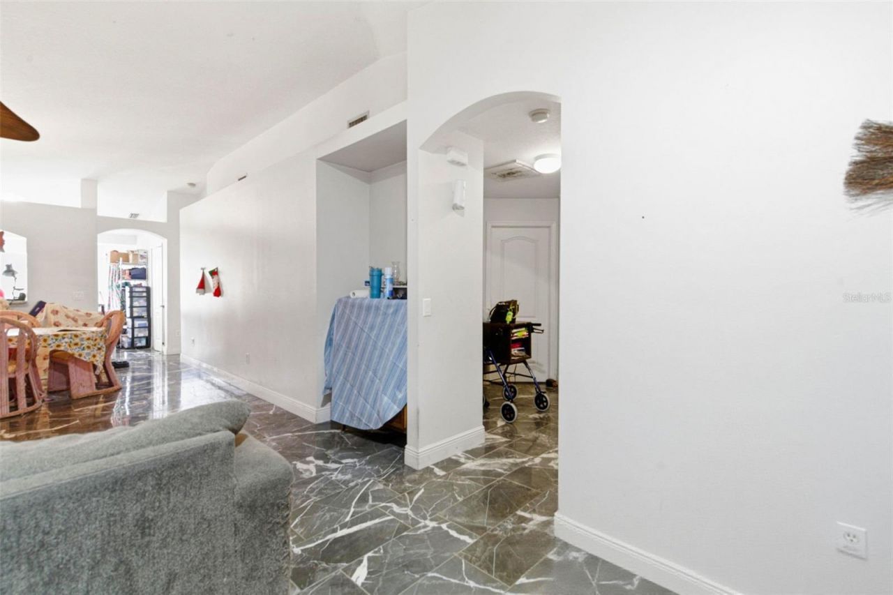 10417 Blackmore Drive, Tampa, FL 33647 Photo