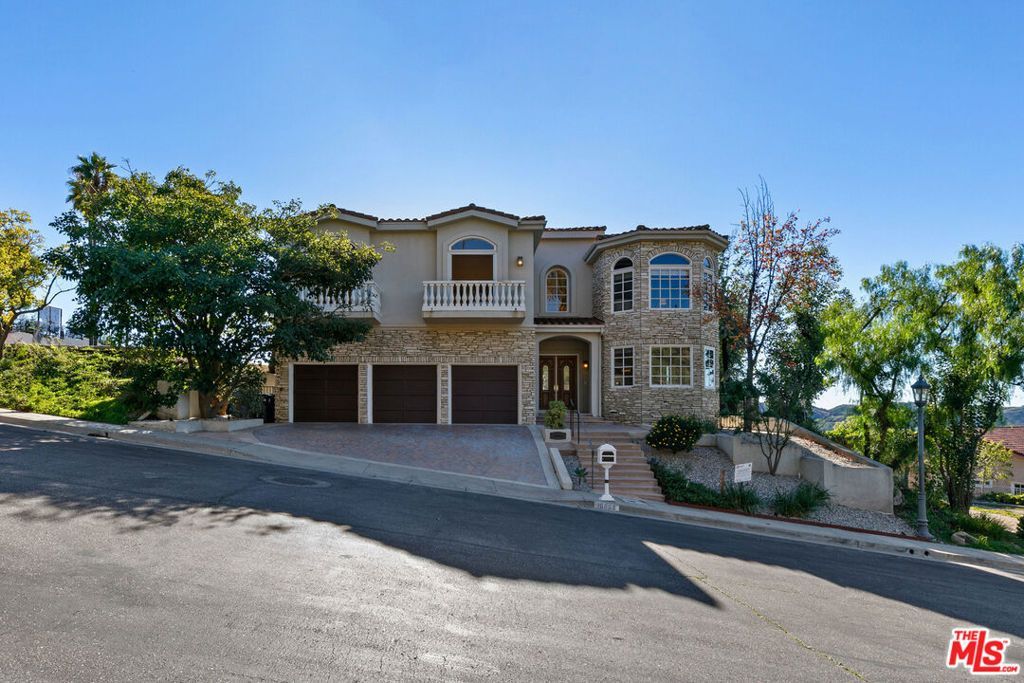 16868 Calle De Sarah, Pacific Palisades, CA 90272 Main Photo