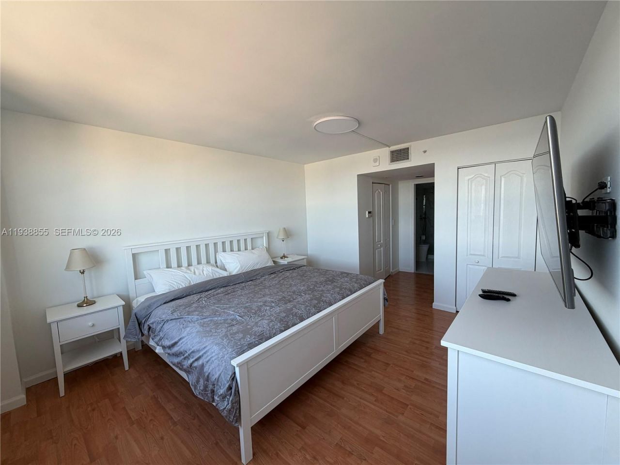 90 Alton Rd, Unit 2909, Miami Beach, FL 33139 Photo