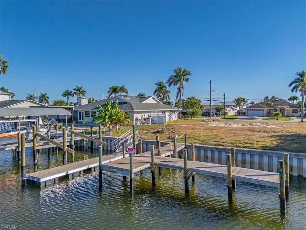 18164 Cutlass Dr, Fort Myers Beach, FL 33931 Photo