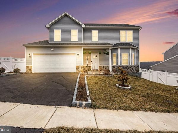 165 CHAMPIONS DRIVE, YORK HAVEN, PA 17370