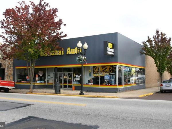 401 W MAIN STREET, LANSDALE, PA 19446