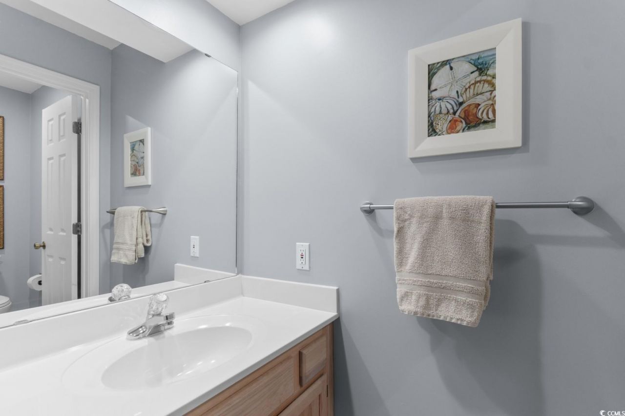 1900 Duffy St. Photo 18