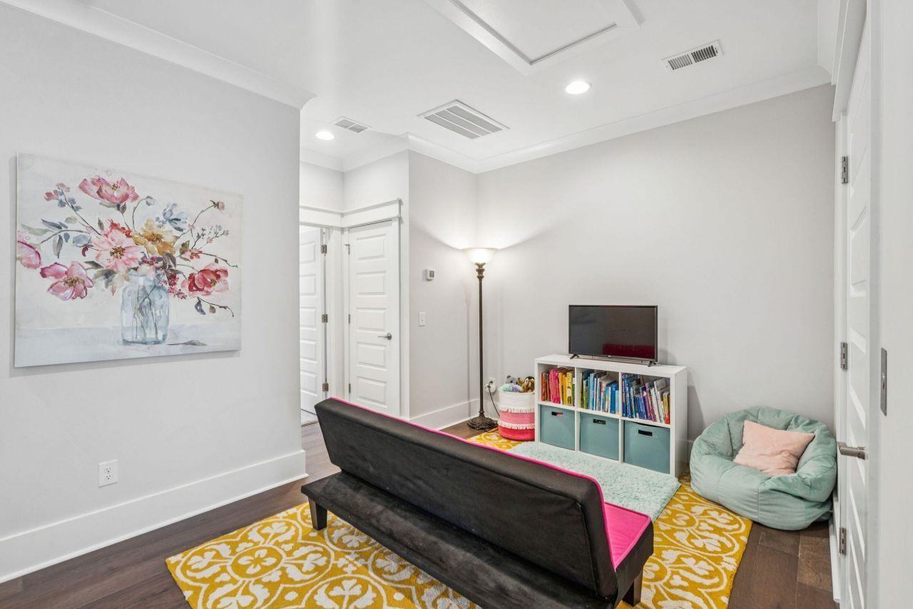 2838 Dragonfly Circle Photo 45