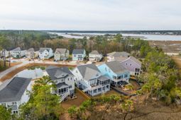 2838 Dragonfly Circle photo 4