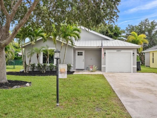 8897 SW Fishermans Wharf Drive, Stuart, FL 34997