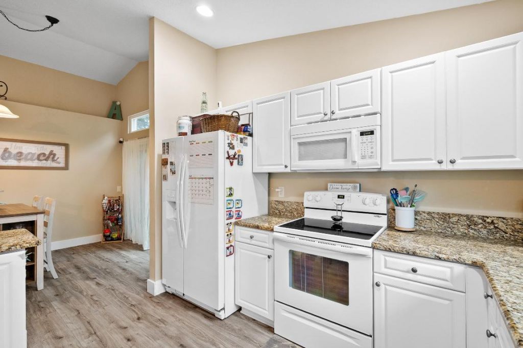 8897 SW Fishermans Wharf Drive, Stuart, FL 34997 Photo