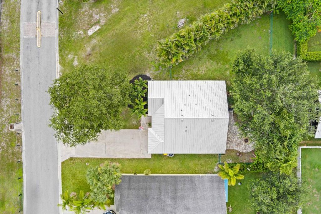 8897 SW Fishermans Wharf Drive, Stuart, FL 34997 Photo