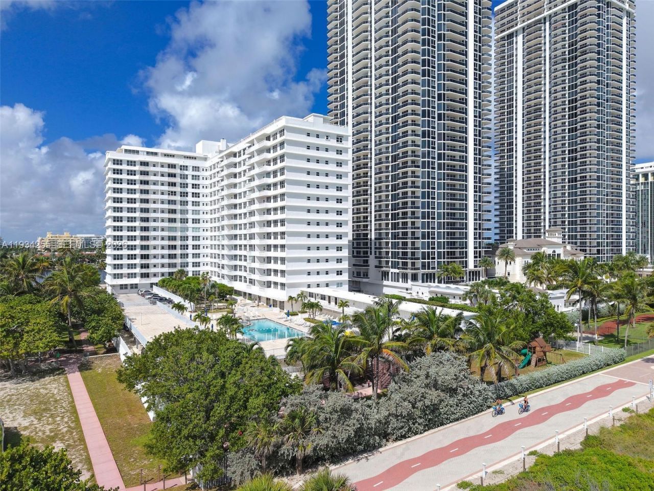 4747 Collins Ave , Unit 510, Miami Beach, FL 33140 Photo