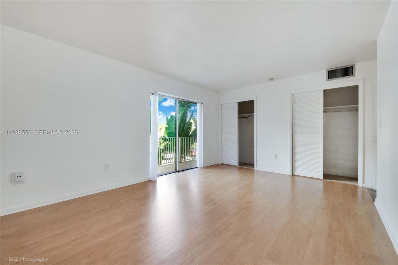 7403 SW 82nd St, Unit 210N, Miami, FL 33143 Photo