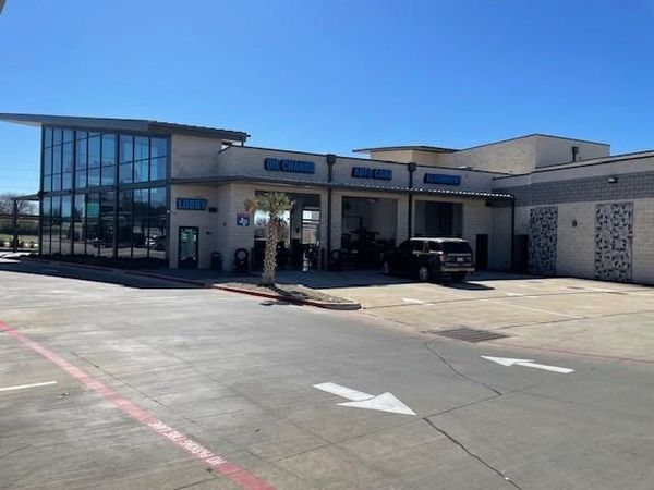 5423 Naaman Forest Boulevard , Garland, TX 75044