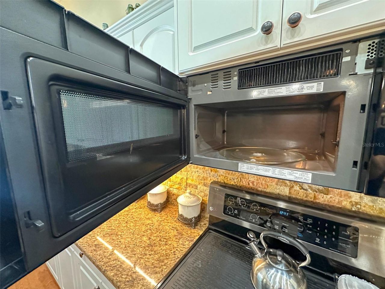 13807 Eagles Rock Court, Hudson, FL 34667 Photo