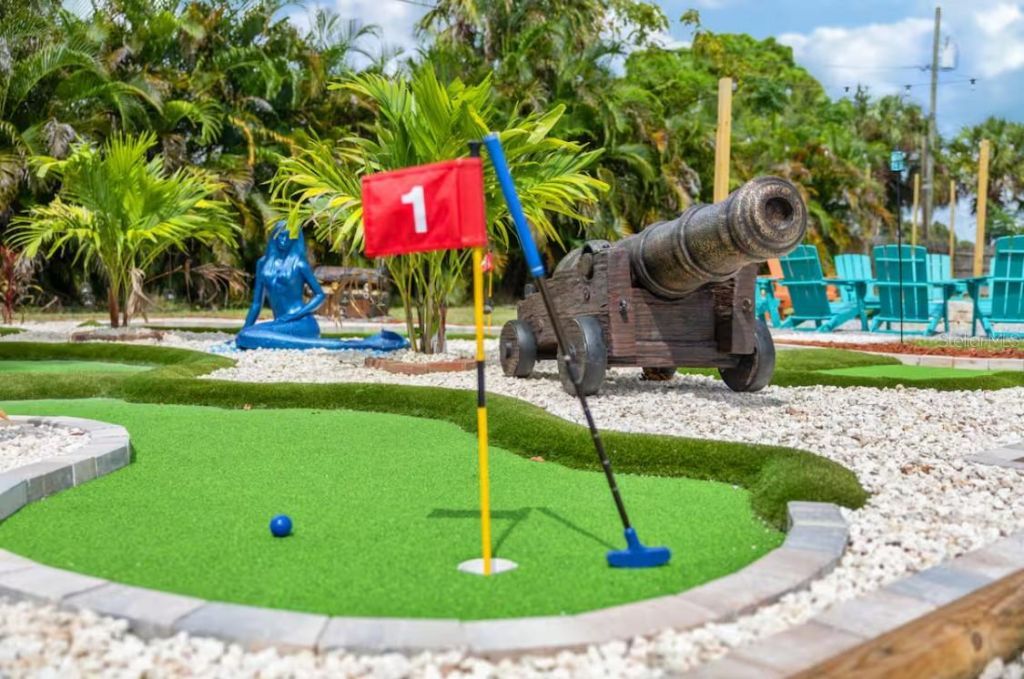 7701 40th Terrace N, Saint Petersburg, FL 33709 Photo