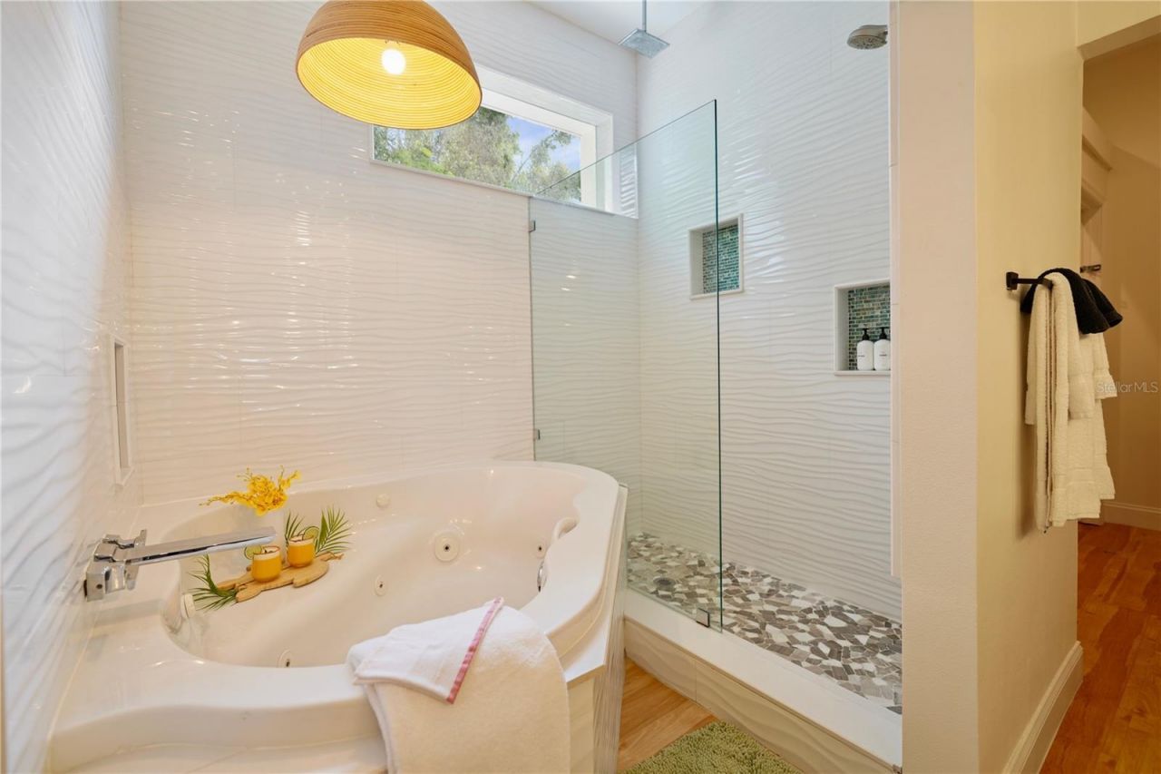 7701 40th Terrace N, Saint Petersburg, FL 33709 Photo