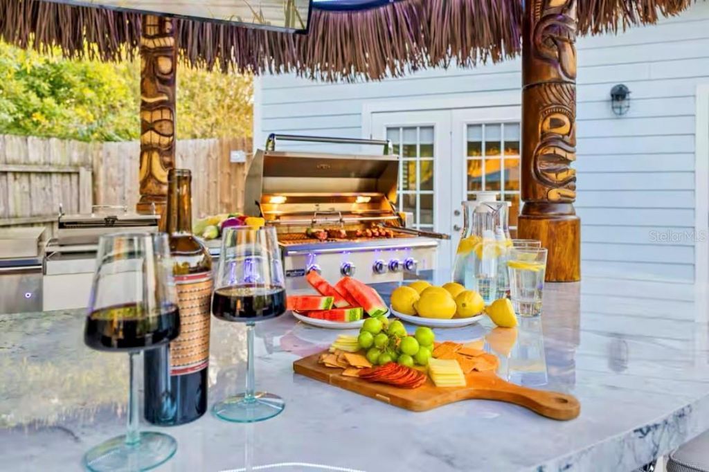 7701 40th Terrace N, Saint Petersburg, FL 33709 Photo